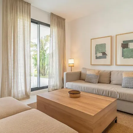 Amazing In With 2 Bedrooms * Estepona