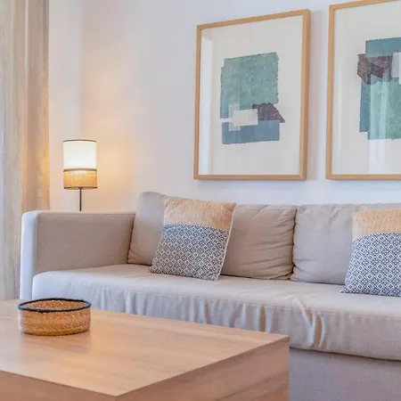 Amazing In With 2 Bedrooms * Estepona